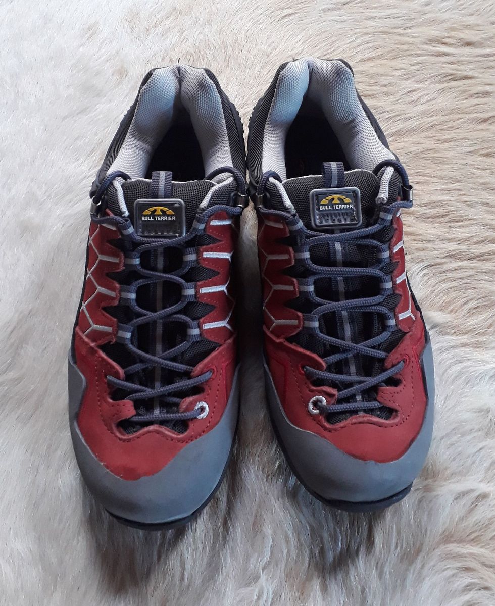 tenis para trilha bull terrier