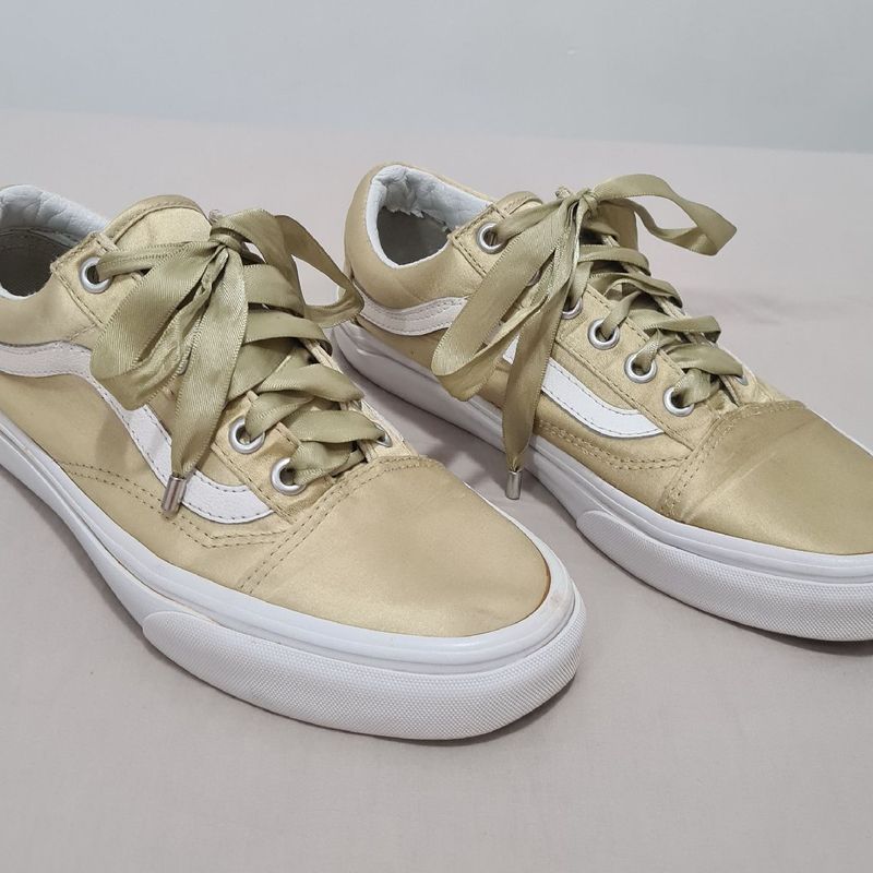 Vans dourado sale