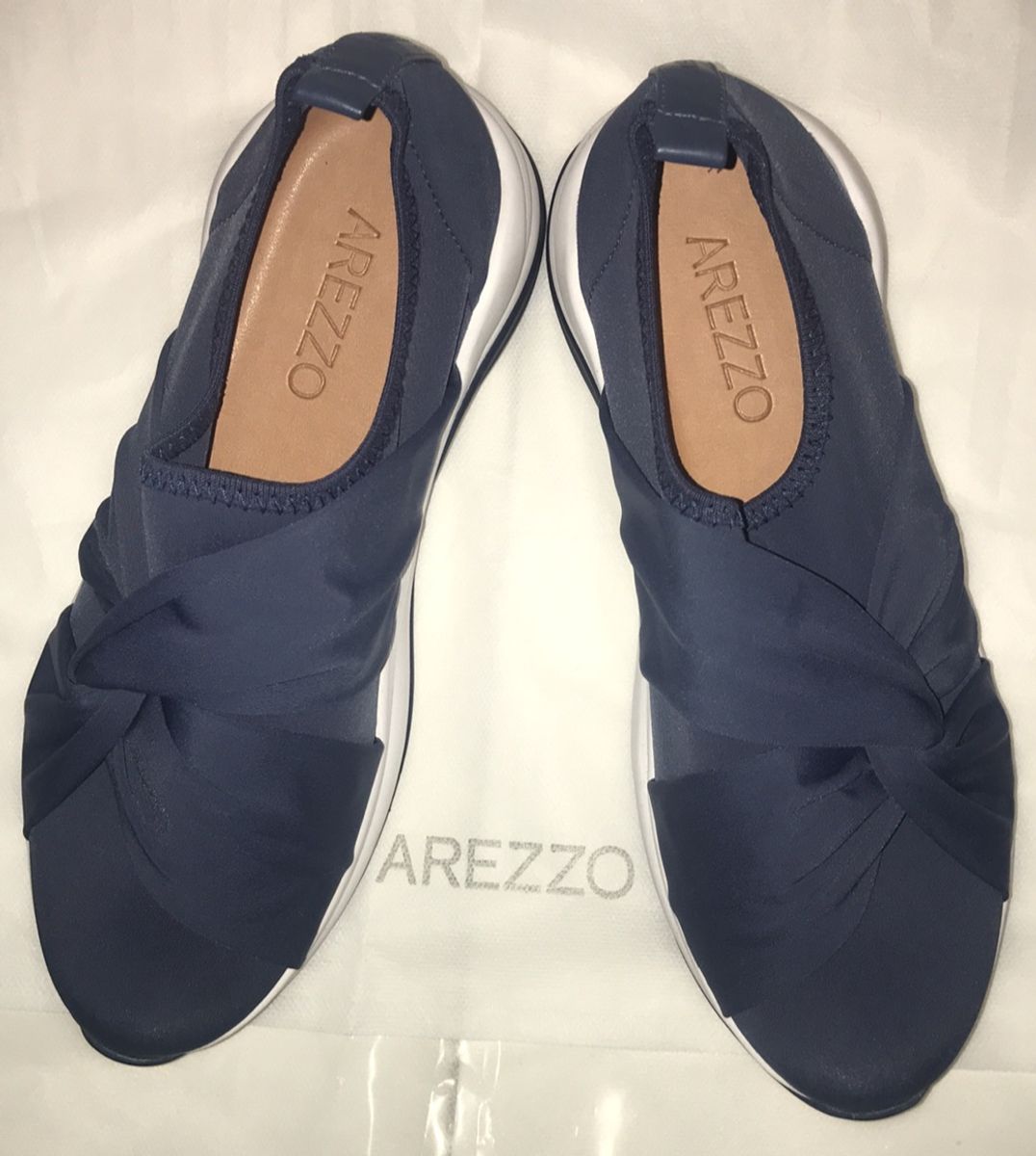 tenis arezzo azul marinho