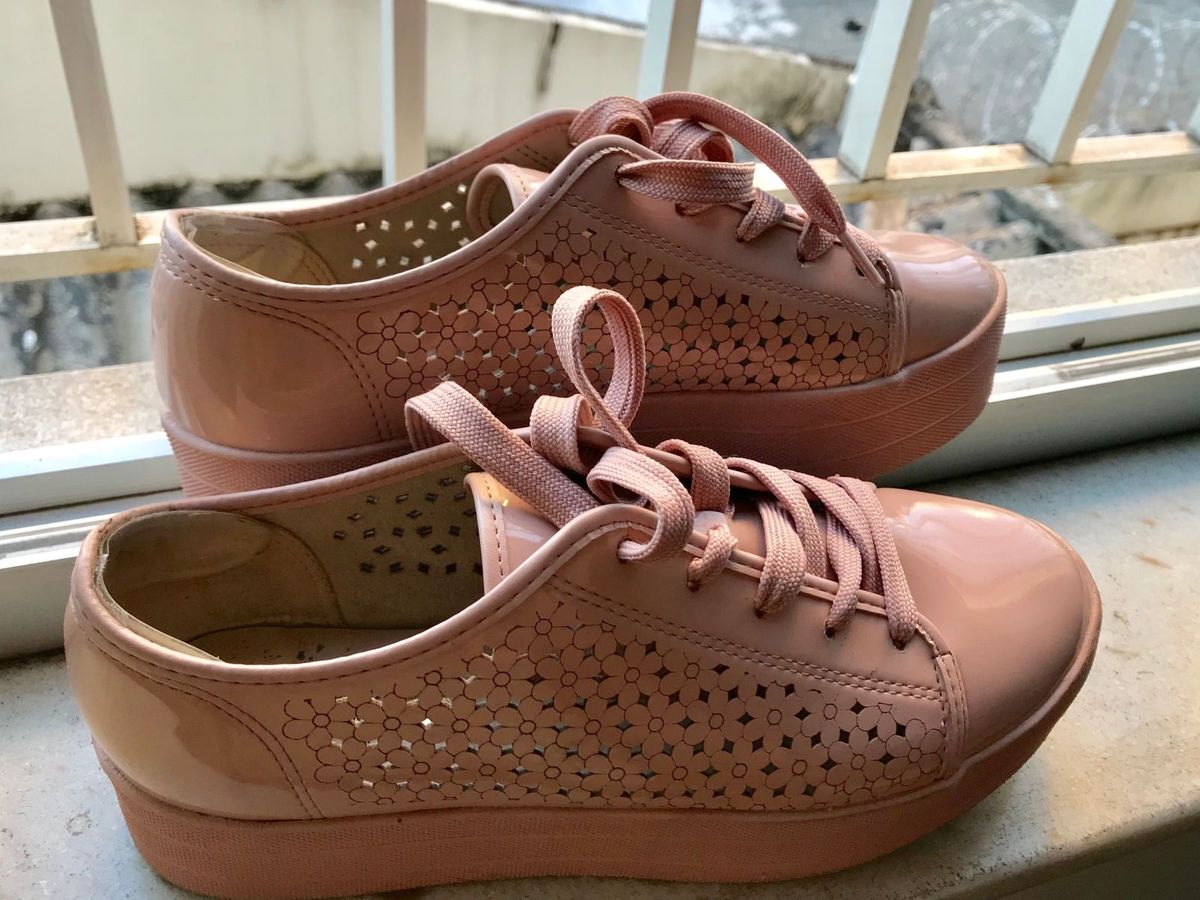 tenis moleca vinil