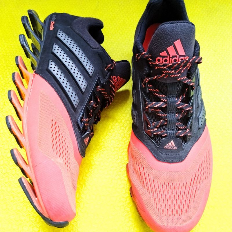 Sapato escama hot sale de peixe adidas