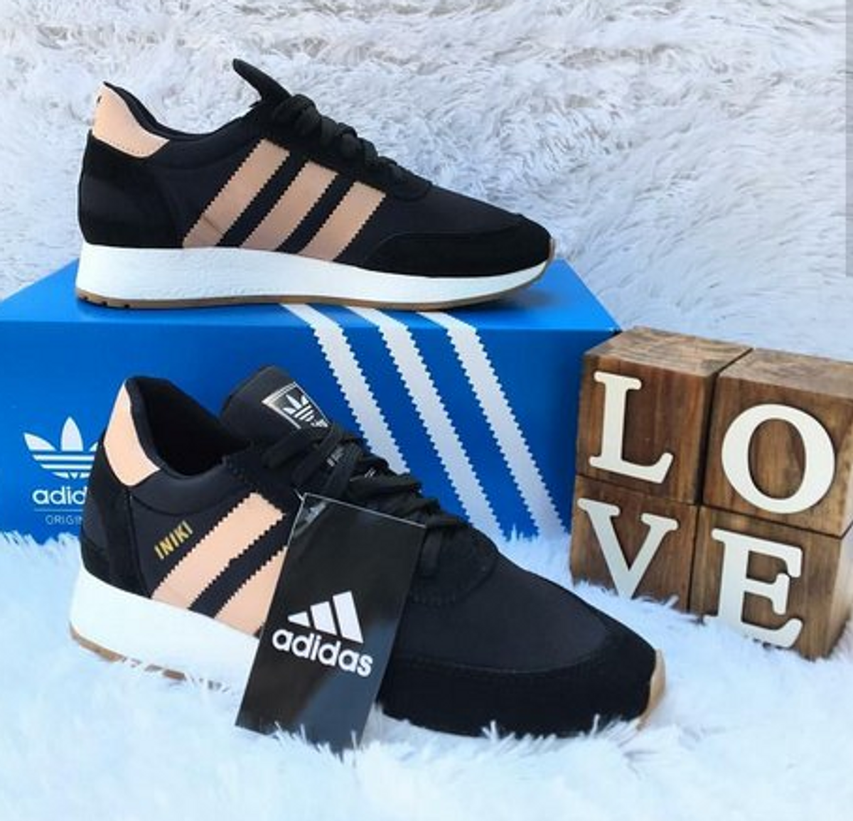 adidas iniki feminino preto e rosa