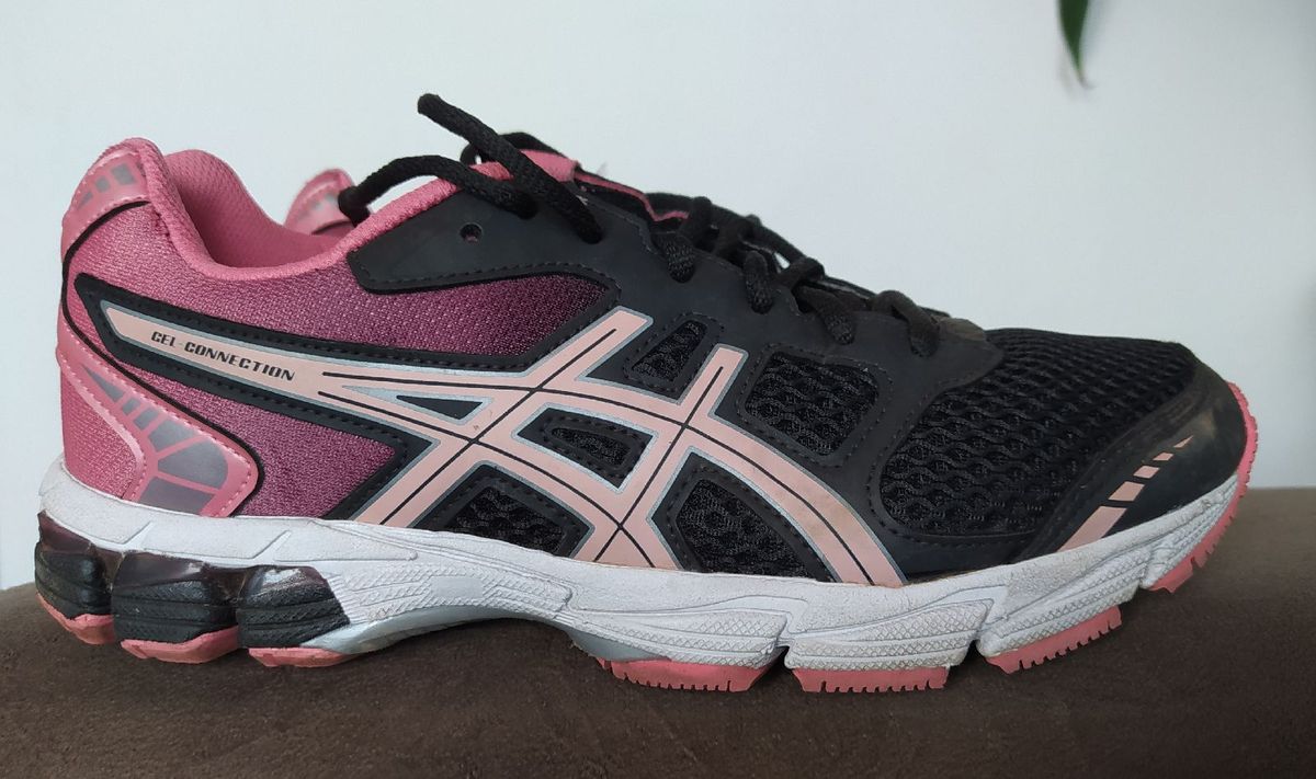 tênis asics gel connection é bom