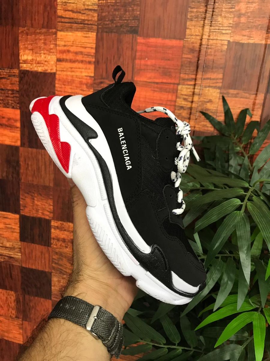 tenis balenciaga preto e branco