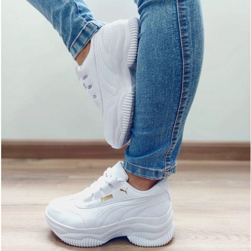 Tênis Feminino Branco com Dourado Esportivo Tenis Feminino