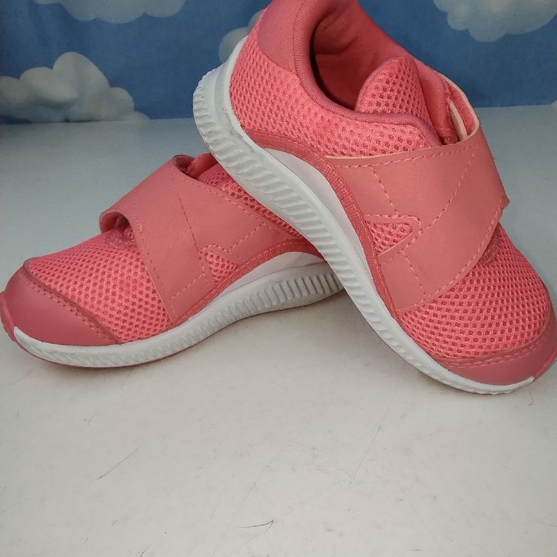 Adidas brasic velcro shop