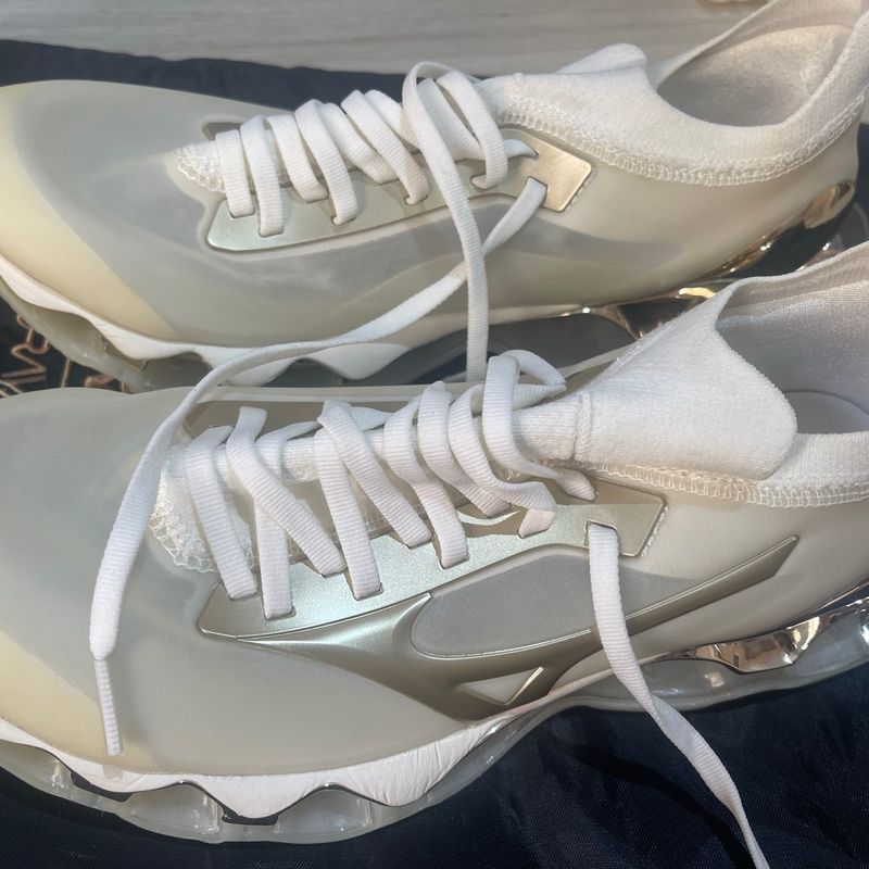 【タグ付き美品】WAVE PROPHECY SORAYAMAゴールド24センチ Mizuno Wave Prophecy Hajime Sorayama Champagne Gold size US 9 | eBay