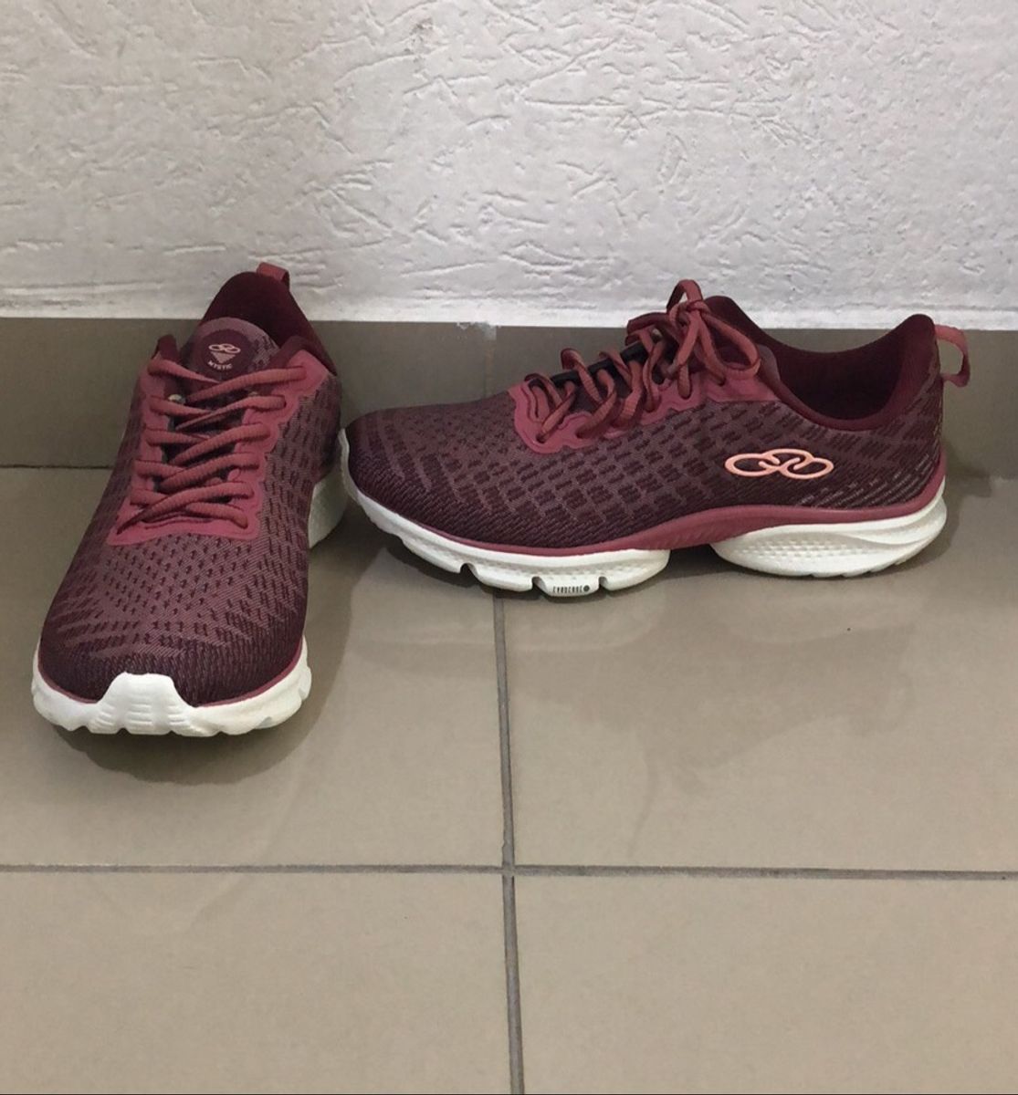 tenis olympikus bordo feminino
