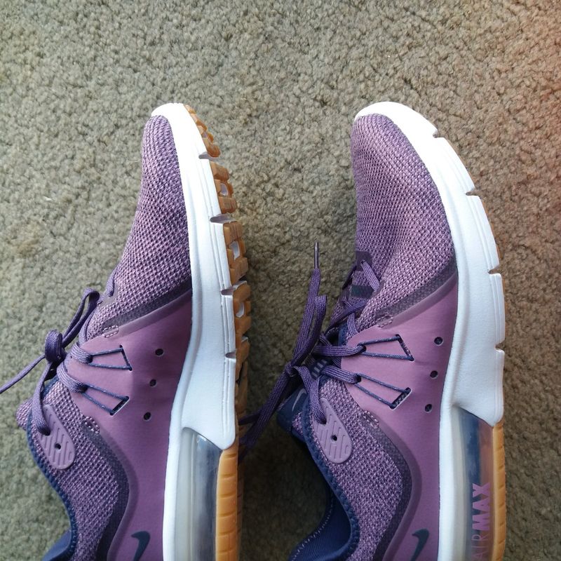 Nike novo hot sale roxo