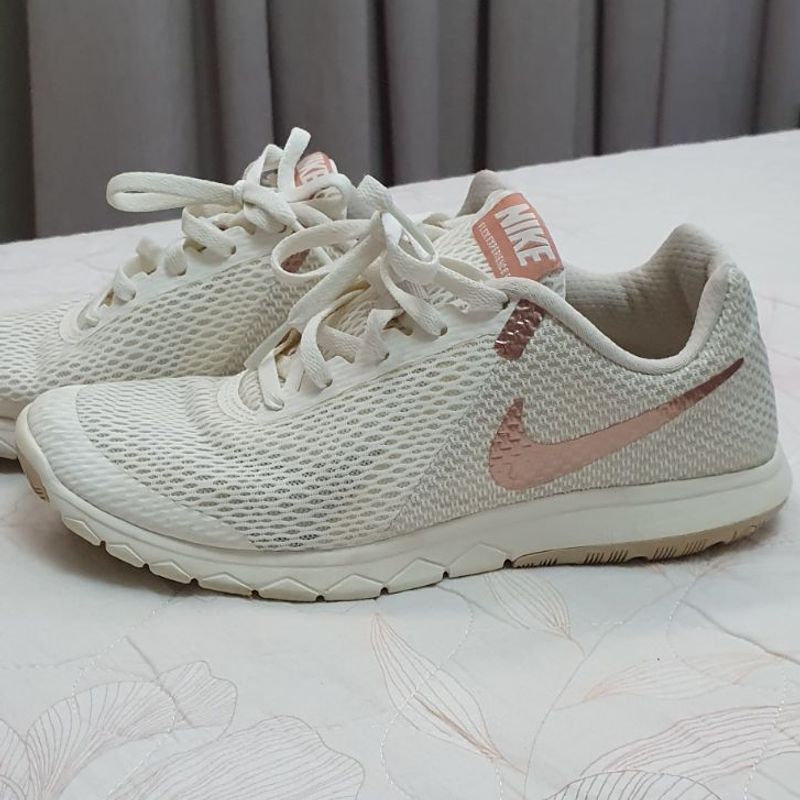 Summit Maneiras amargo tênis off white feminino nike Sway artigo