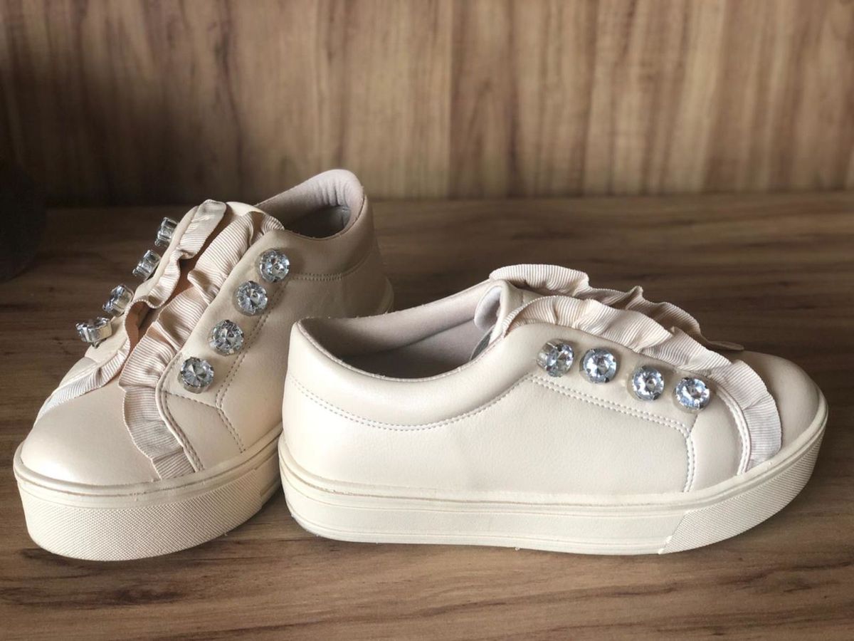 tenis feminino tamanho 33