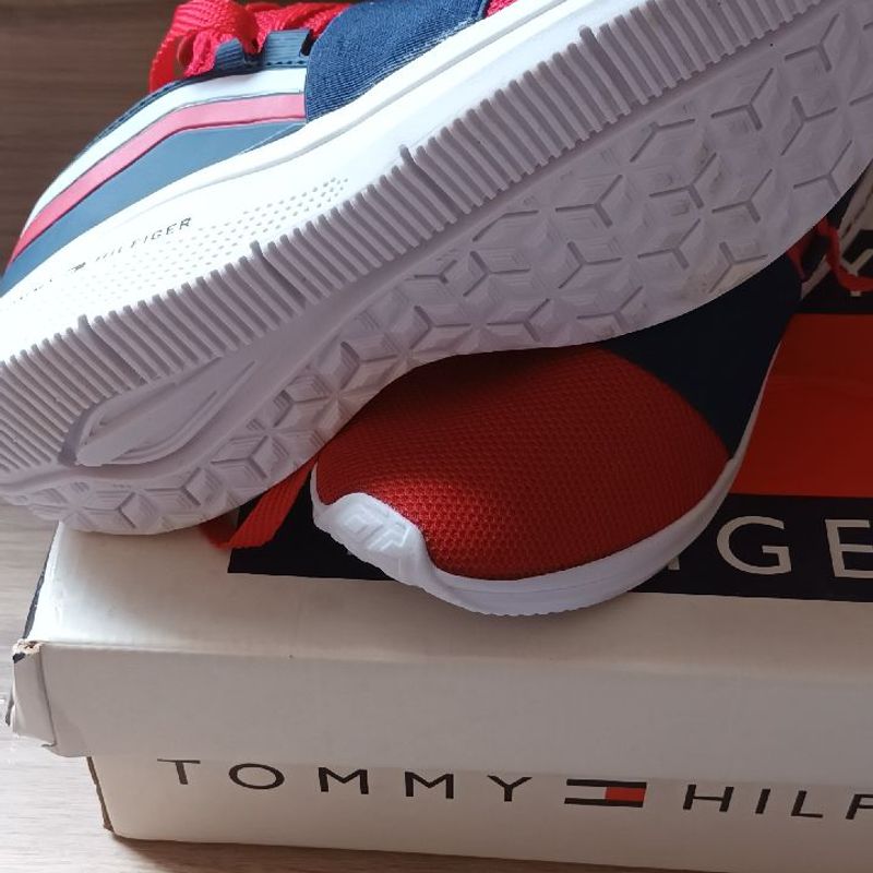 Tênis Feminino Tommy Hilfiger  Tênis Feminino Tommy Hilfiger