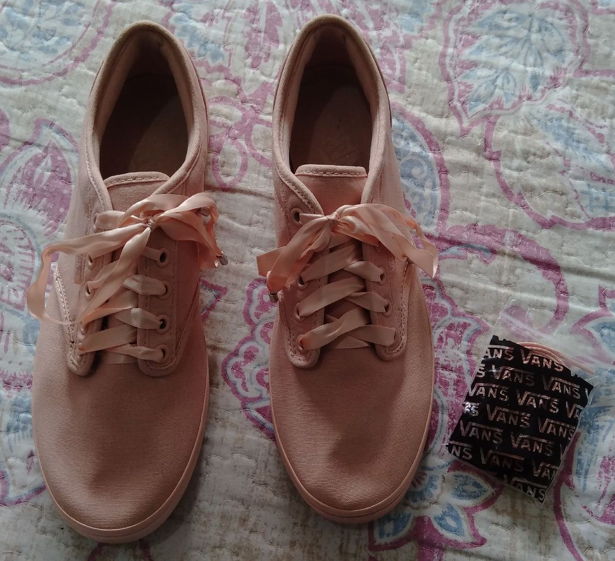 vans wm atwood