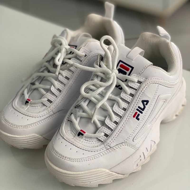 Tenis fila que hotsell esta na moda blanco