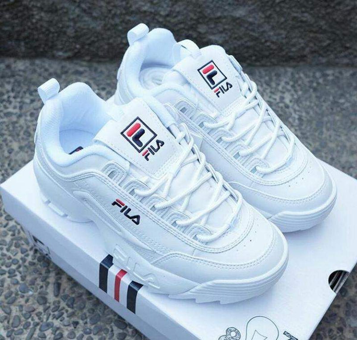 sapatos fila branco