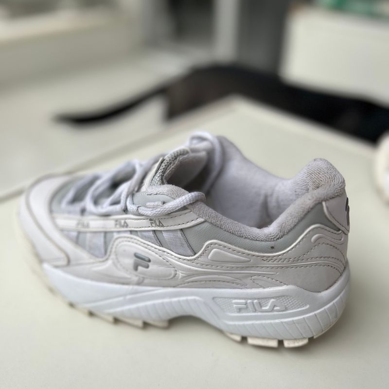 Fila disruptor best sale branco feminino