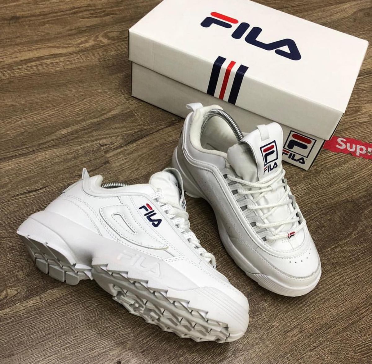 tenis fila branco de couro