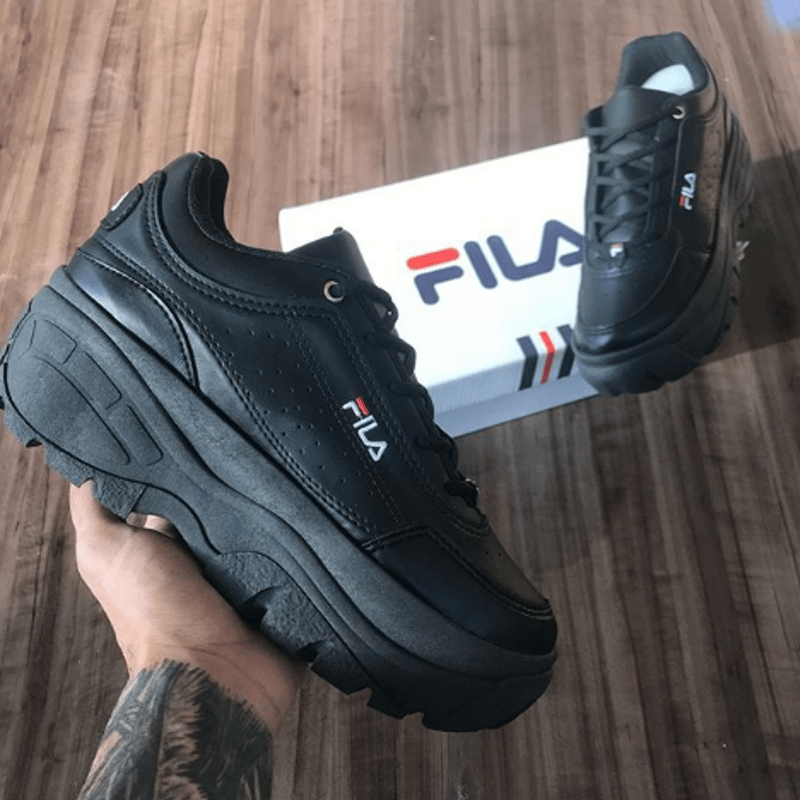 Fila disruptor preto store feminino