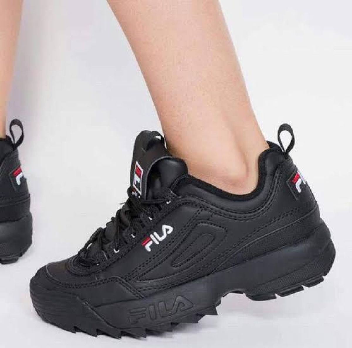 fila disruptor feminino preto