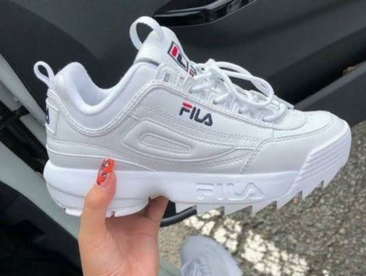 tênis de marca fila