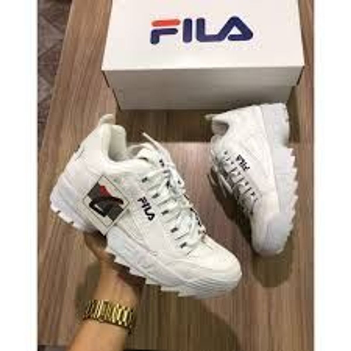 tenis parecido com o fila disruptor