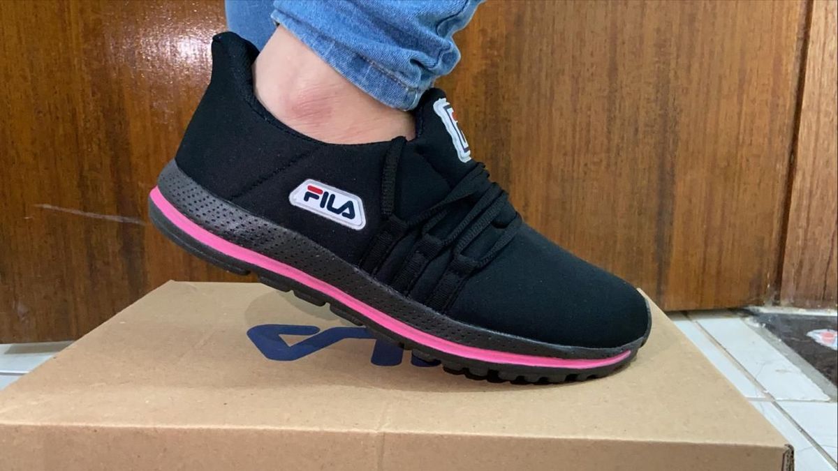 fila preto com rosa