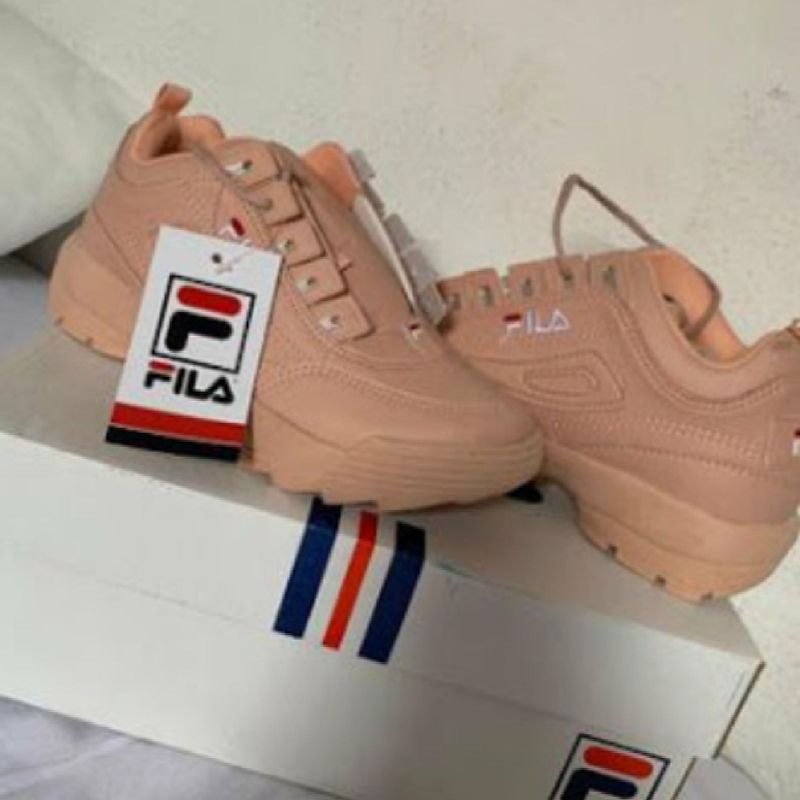 Tenis 2024 fila paqueta