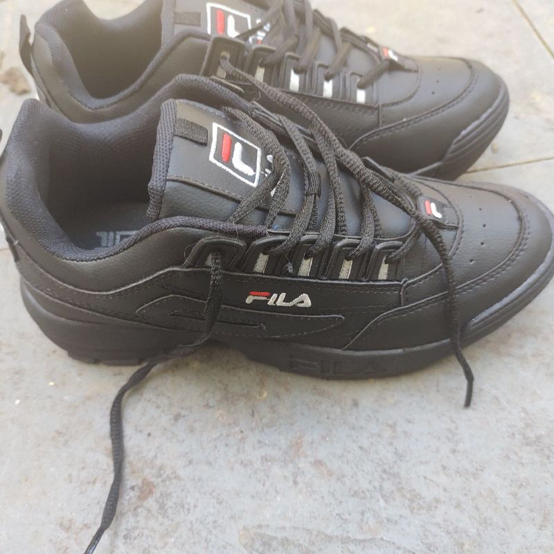 Fila disruptor original store preto