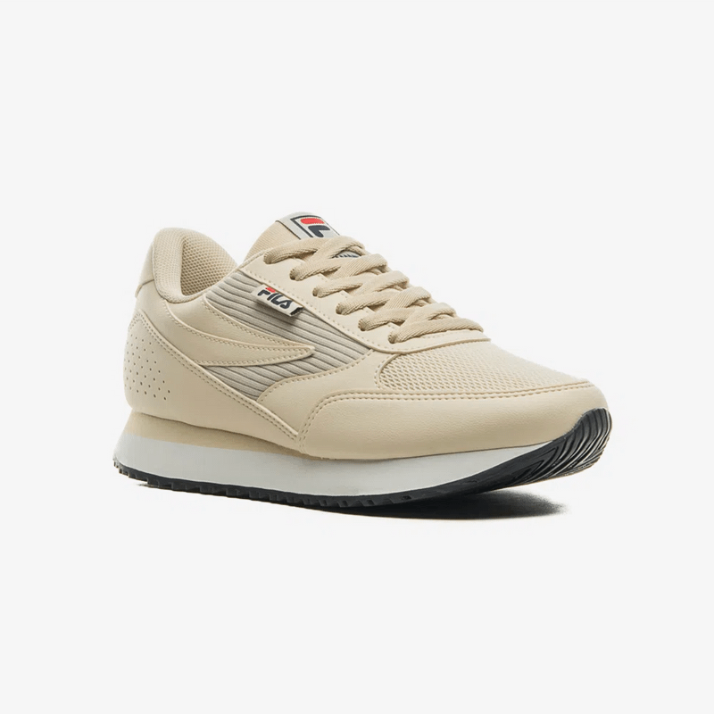 Tenis fila lançamento usado hotsell
