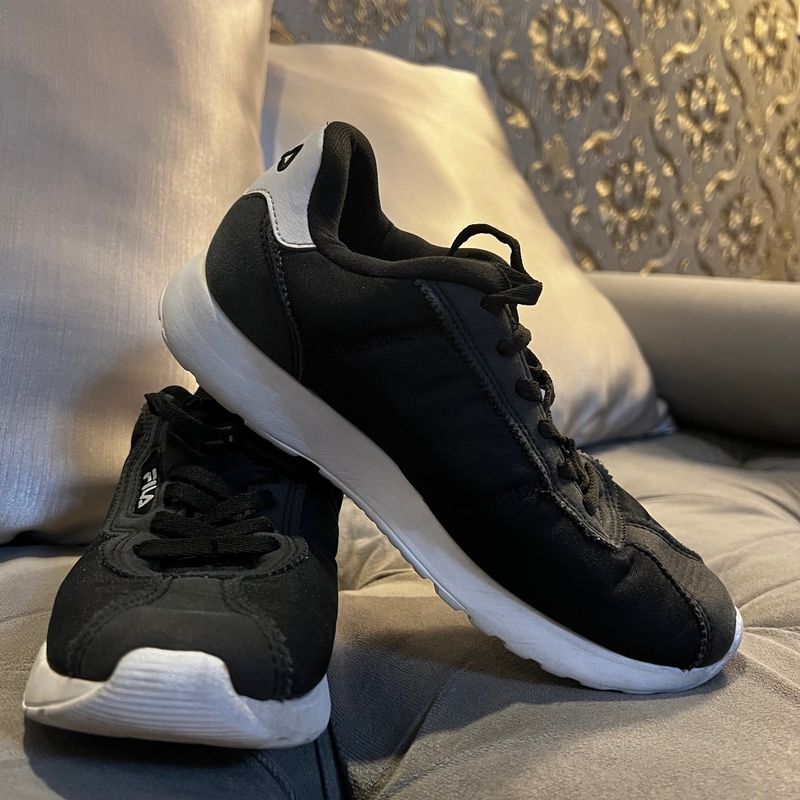 Tênis Fila Retrô Nr Ultra Leve e Tênis  Feminino Fila Usado 92615778 enjoei