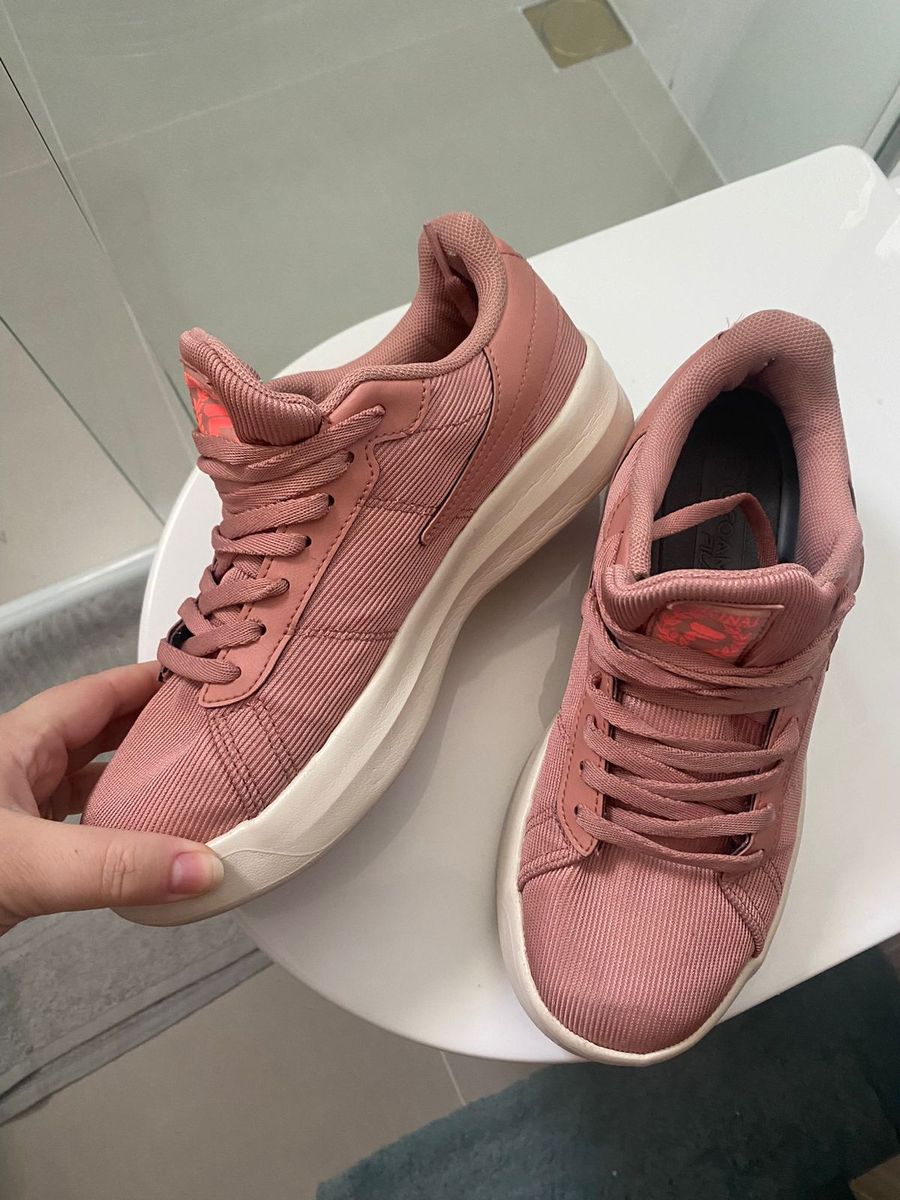 Tênis Fila Rosa | Tênis Feminino Fila Usado 85603764 | enjoei