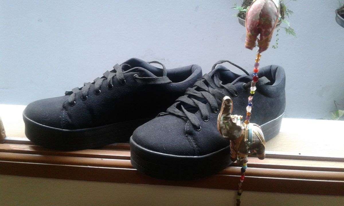 tenis flatform todo preto