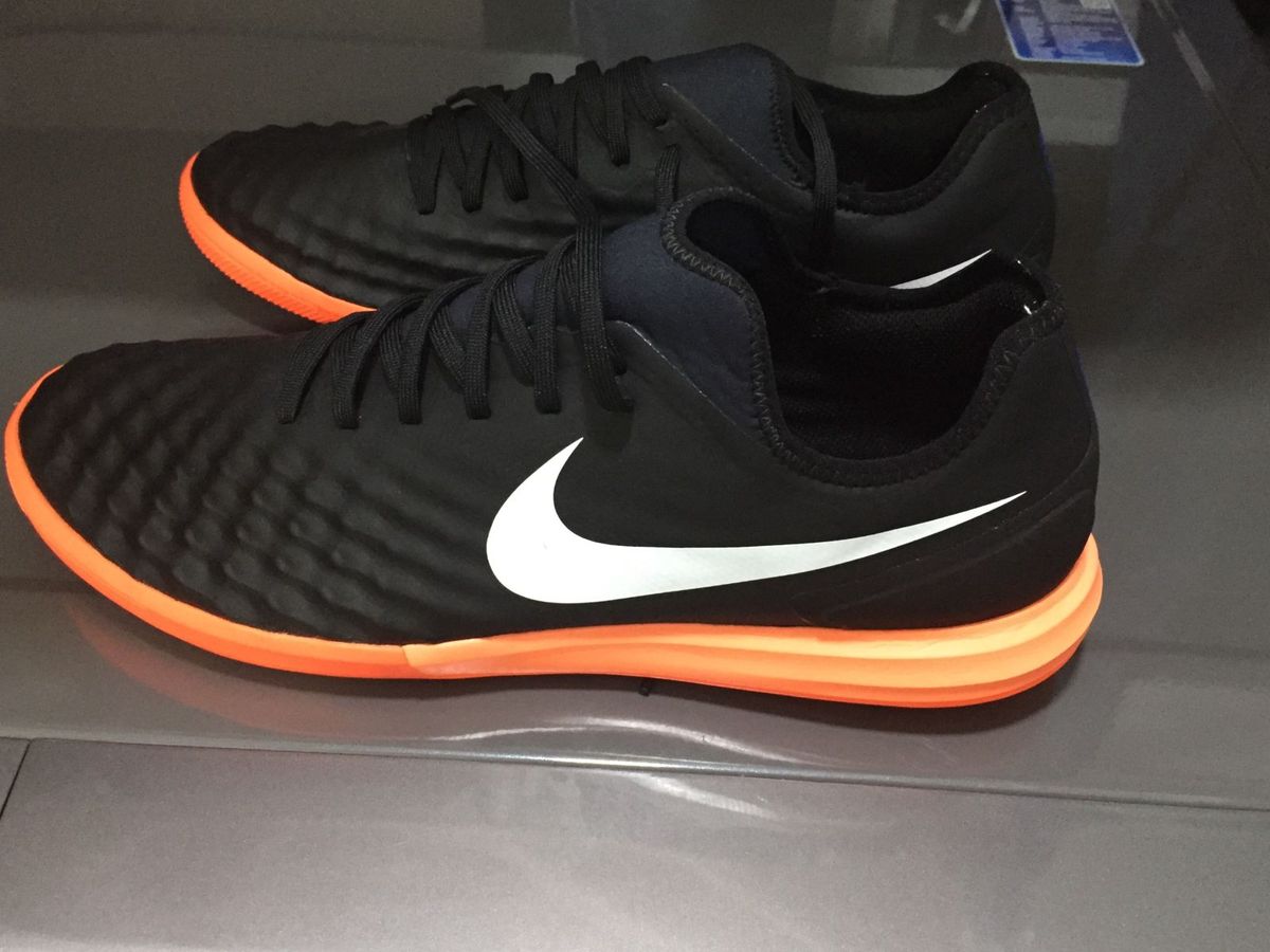 tenis nike masculino futsal