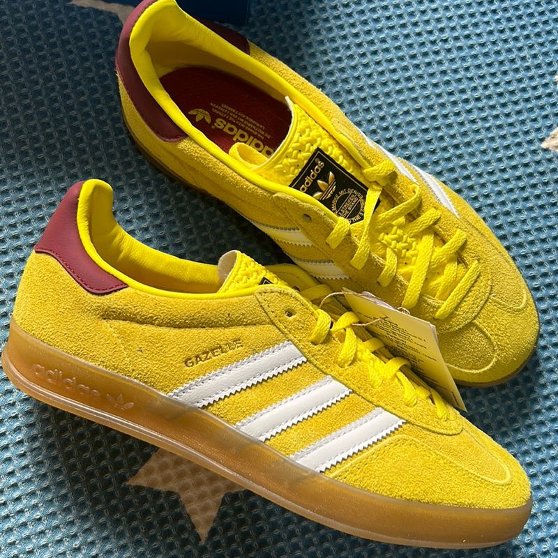 Tenis adidas gazelle store amarelo