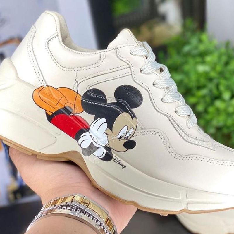 Gucci discount mickey tenis