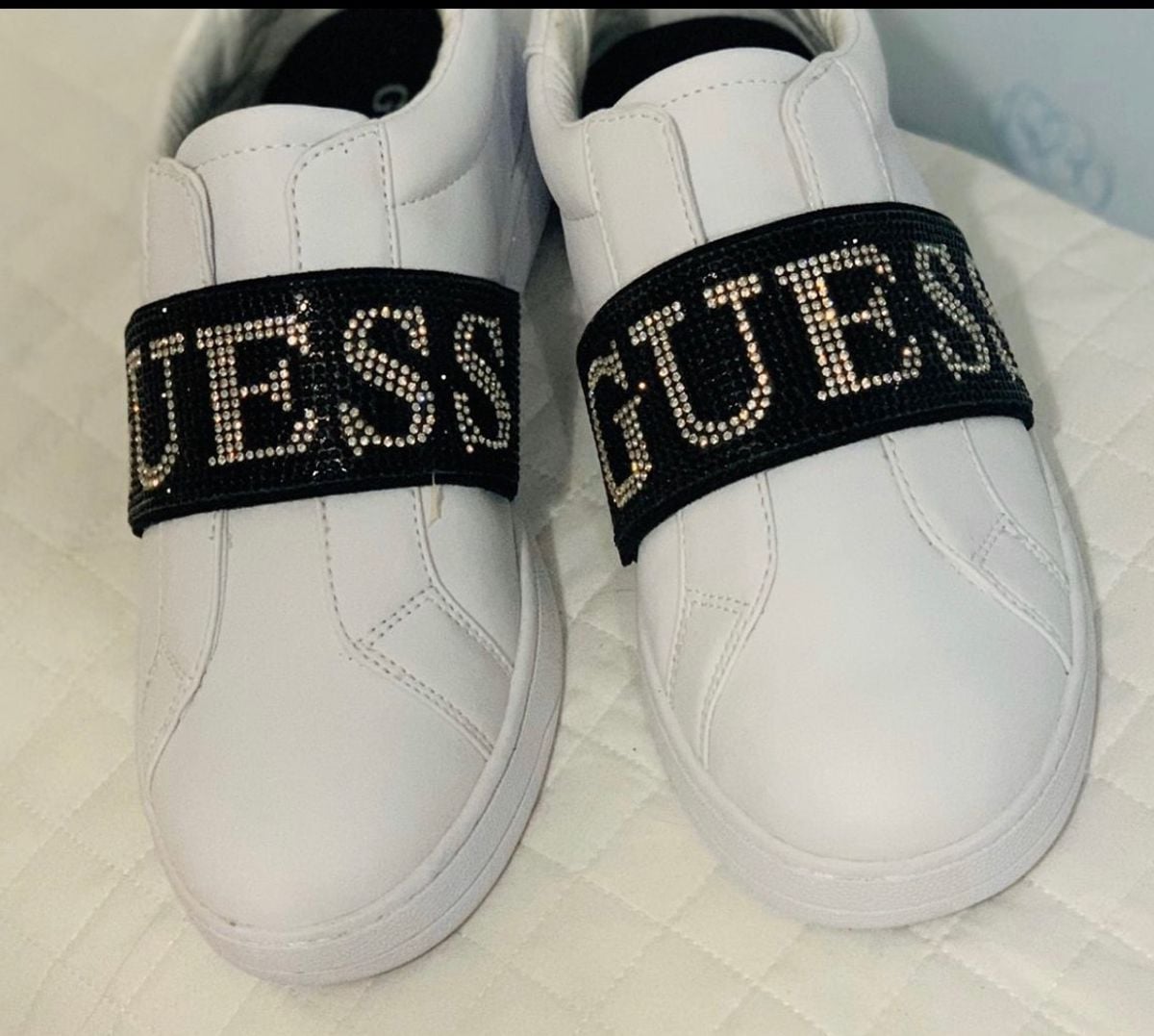tenis guess feminino branco