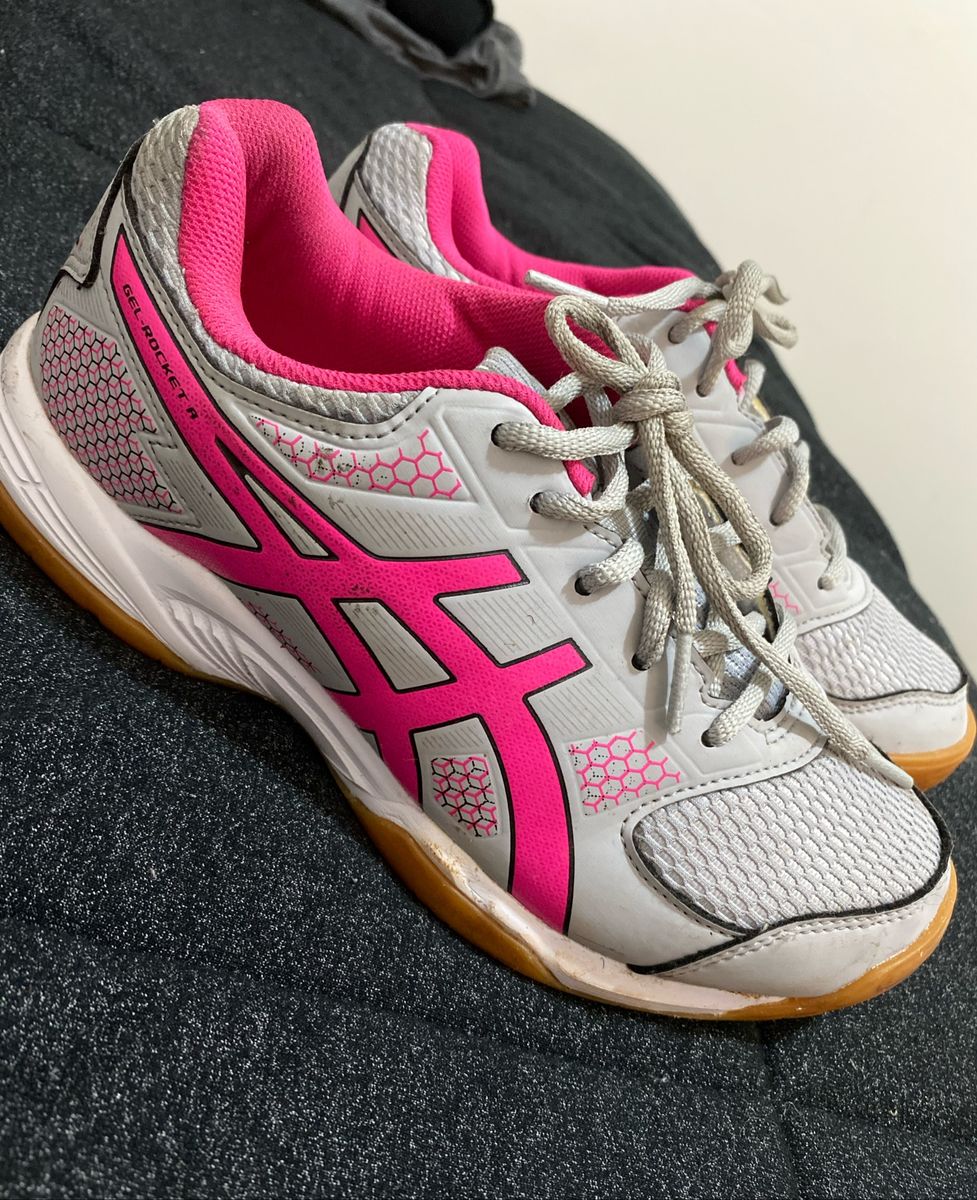 tenis para handebol asics