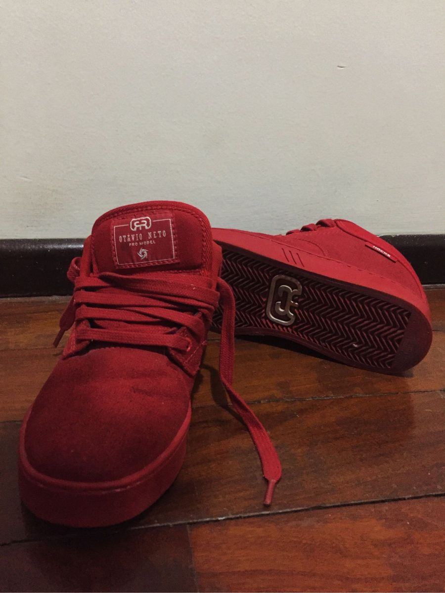 tênis hocks vermelho