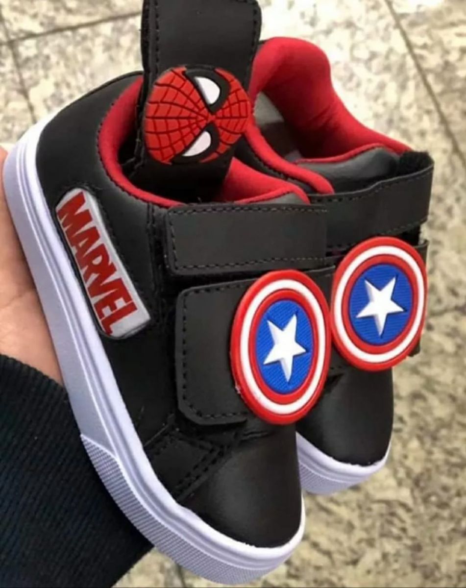 tenis infantil capitao america