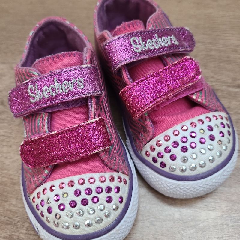 Tenis infantil 2024 skechers com luz