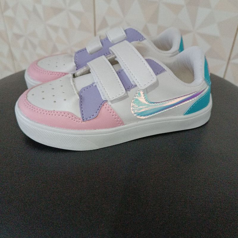 Tenis store menina 26