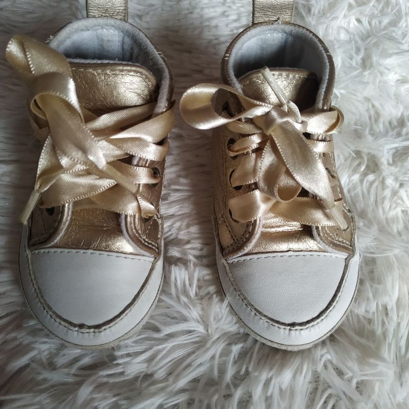 Meu primeiro all star hot sale dourado