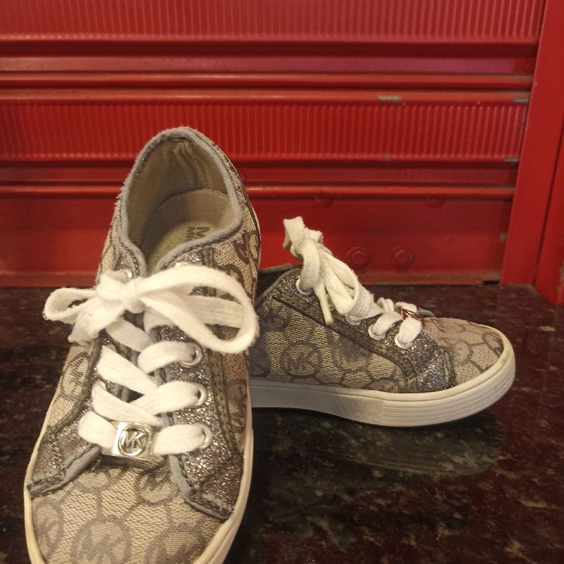 Tenis infantil michael store kors