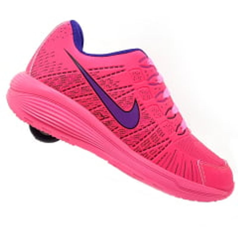 Tenis store nike rodinha