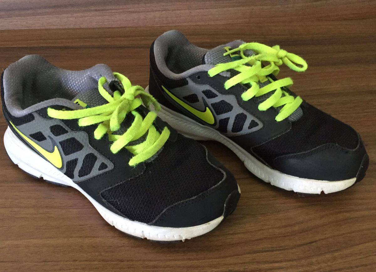 tenis nike tamanho 32