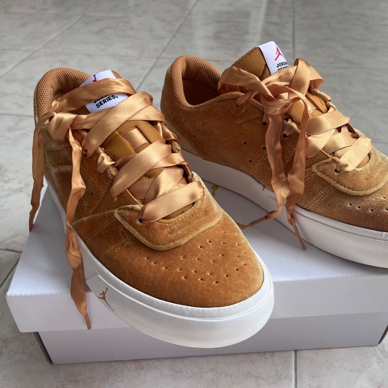 Tênis Jordan Series Se Mostarda Tênis Feminino Nike Usado 85888813  enjoei