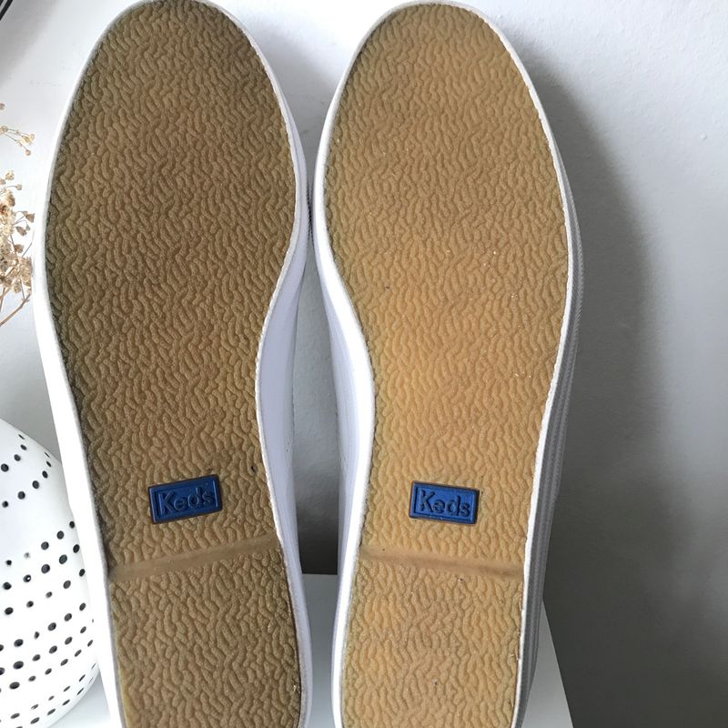 Tênis triple monocromático store keds