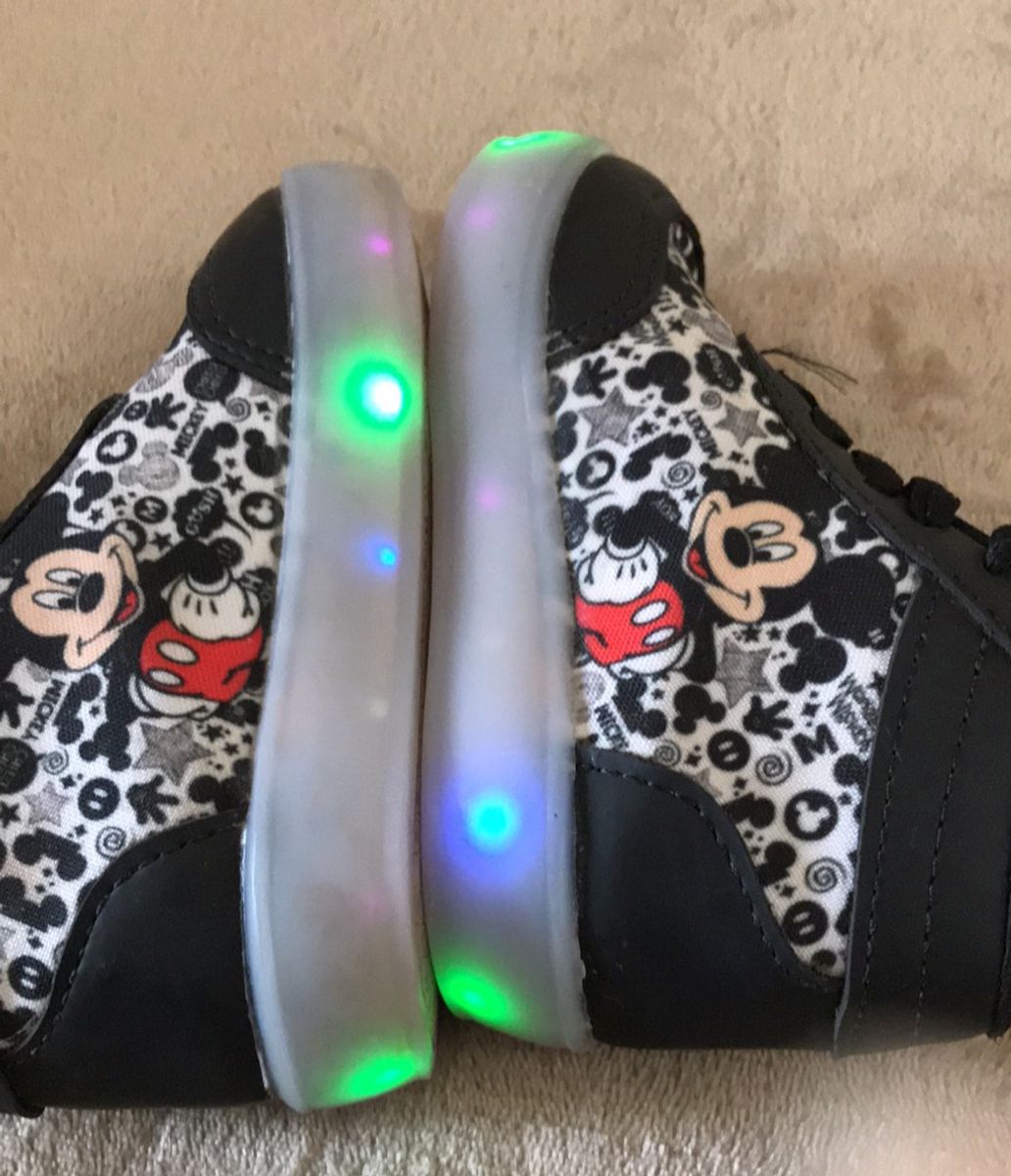tenis led mickey