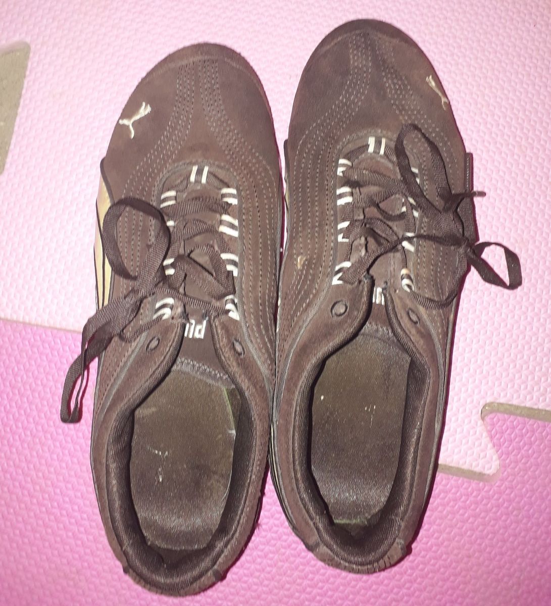 tenis puma marrom feminino