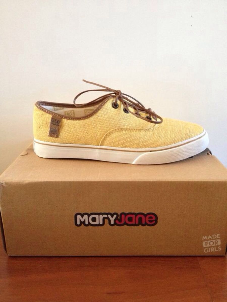 tenis mary jane amarelo
